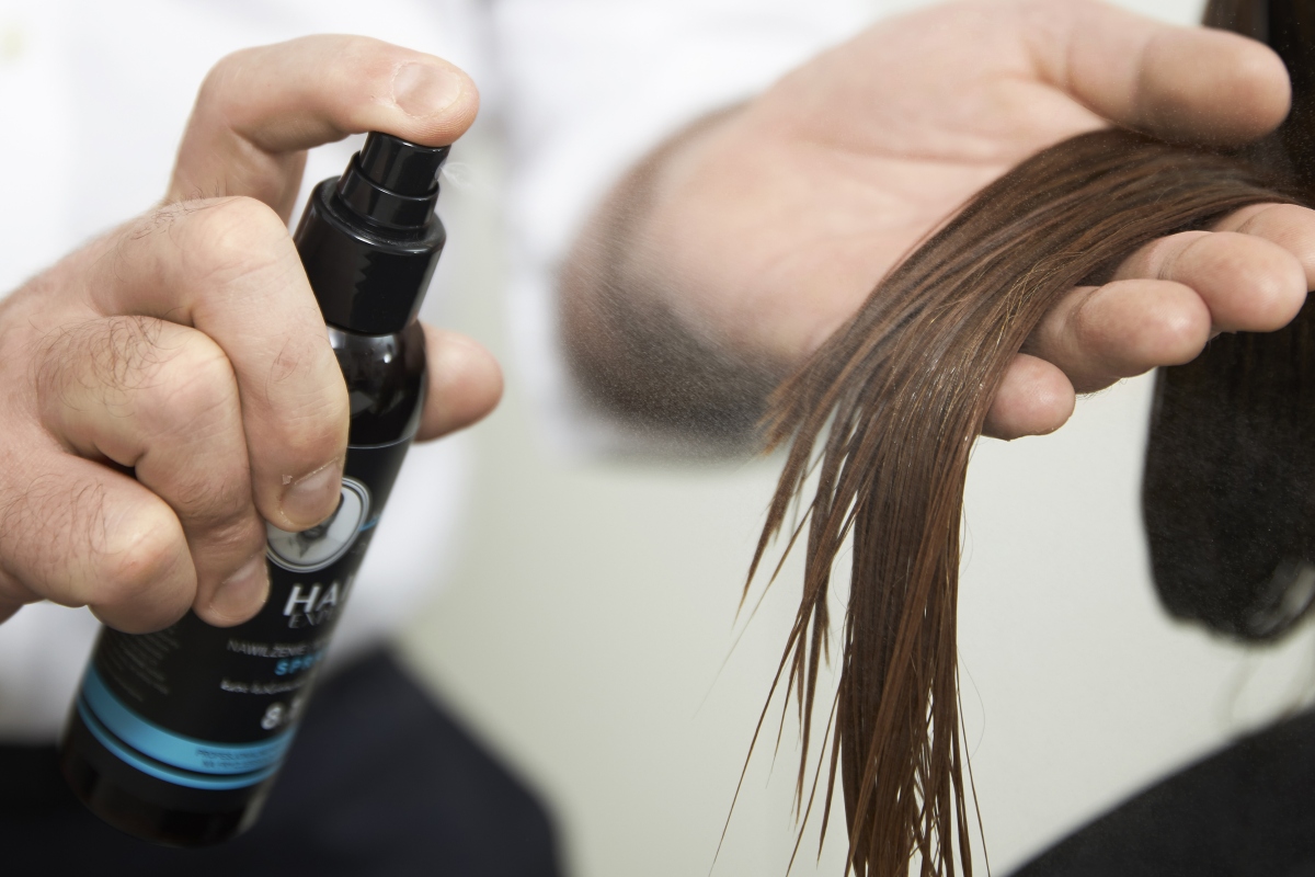 Pielęgnacja włosów dla zabieganych. Jak zadbać o fryzurę, gdy nie mamy na nic czasu?
